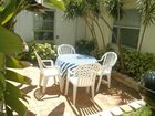 фото отеля Sunny Place Apartments Pompano Beach