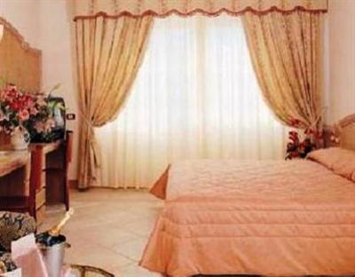 фото отеля Mini Palace Hotel