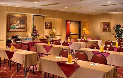фото отеля Ayres Suites Yorba Linda