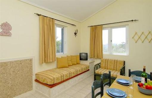 фото отеля Paris Village Apartment Hotel Chrani