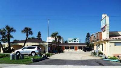 фото отеля Lazy Hours Motel On The Beach