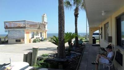 фото отеля Lazy Hours Motel On The Beach