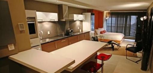 фото отеля Nuvo Hotel Suites