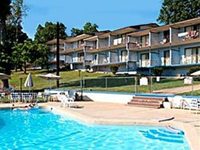 Brass Door Inn and Suites