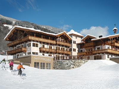 фото отеля Naturresort Senningerhof Bramberg am Wildkogel