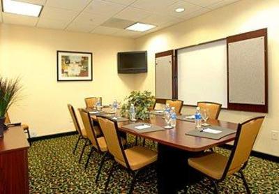 фото отеля Fairfield Inn & Suites Temecula