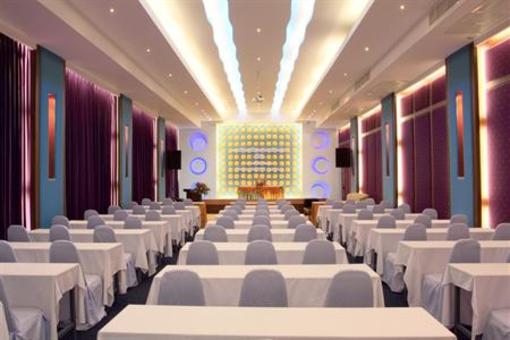 фото отеля Hatyai Holiday Hotel
