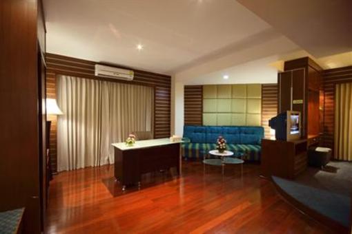 фото отеля Hatyai Holiday Hotel