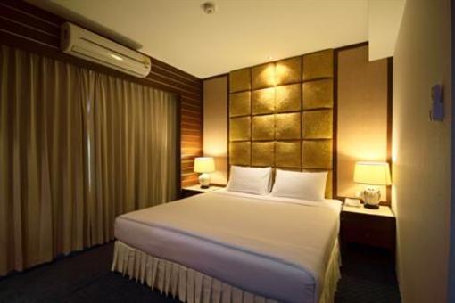 фото отеля Hatyai Holiday Hotel