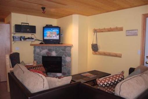 фото отеля Creekview Court