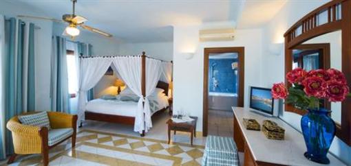 фото отеля Petinos Beach Hotel