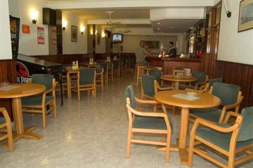 фото отеля Hostal Mallorca Ibiza