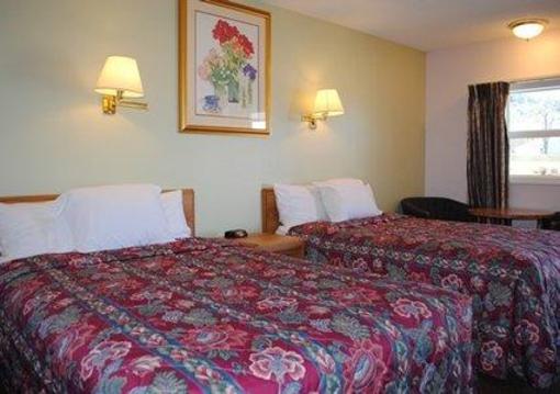 фото отеля Rodeway Inn Bellows Falls