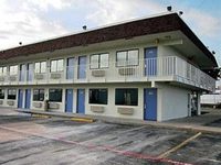 Motel 6 Del Rio