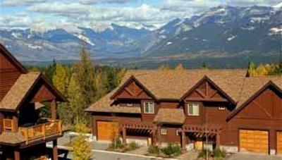 фото отеля Canadian Mountain Lodging at Kicking Horse Mountain Resort