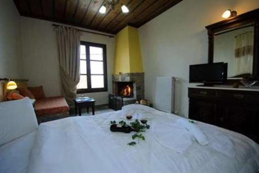 фото отеля Atrapos Hotel Mouresi