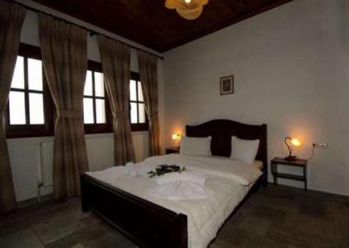 фото отеля Atrapos Hotel Mouresi
