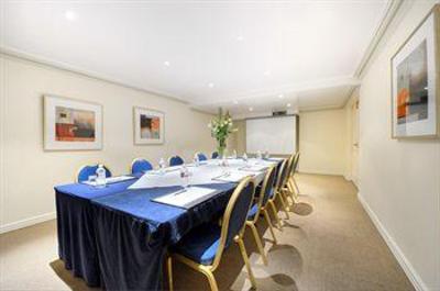 фото отеля Stamford Grand North Ryde