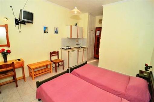 фото отеля Panorama Studios & Apartments Amoudi