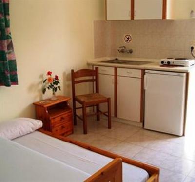 фото отеля Panorama Studios & Apartments Amoudi