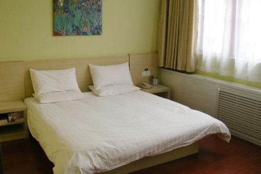 фото отеля Hanting Express Jinan Daguanyuan Second