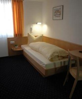фото отеля Gasthof Hotel Adler