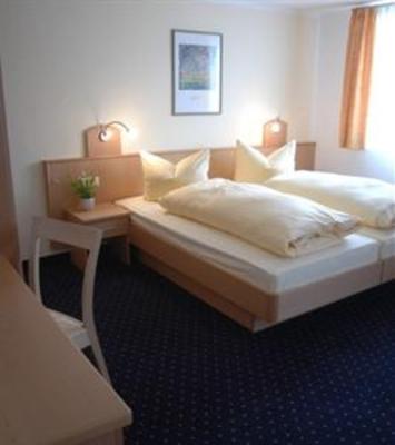 фото отеля Gasthof Hotel Adler