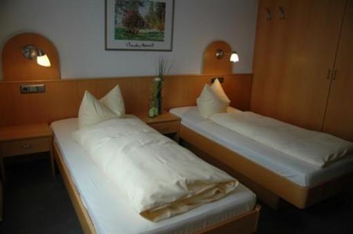 фото отеля Gasthof Hotel Adler