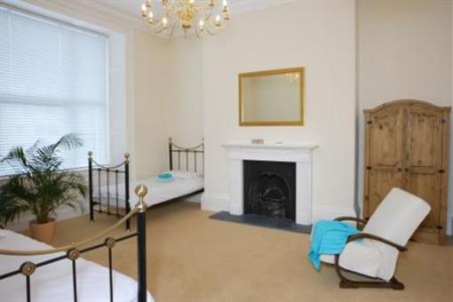 фото отеля Plymouth Holiday Apartments Osborne House