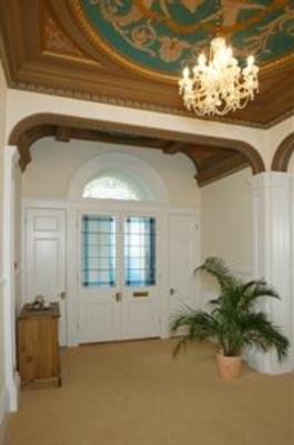 фото отеля Plymouth Holiday Apartments Osborne House