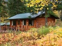 Mount Robson Lodge & Robson Shadows Campground