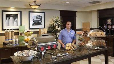 фото отеля Hampton Inn by Hilton North Bay