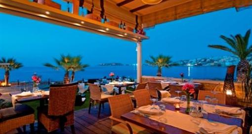 фото отеля Maistros Exclusive Suites & Gourmet Restaurant