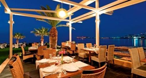 фото отеля Maistros Exclusive Suites & Gourmet Restaurant