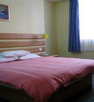 фото отеля Home Inn (Huaqiao History Museum)