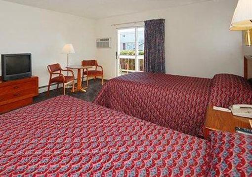 фото отеля Econo Lodge Malone