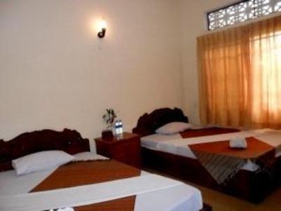 фото отеля Golden Village Guesthouse