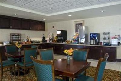фото отеля Country Inn & Suites Chesapeake
