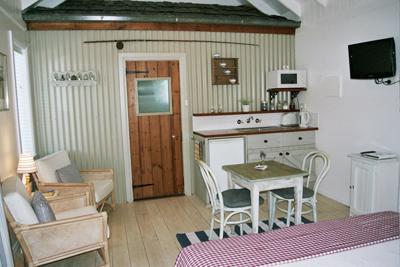 фото отеля Beach Huts Middleton (Australia)
