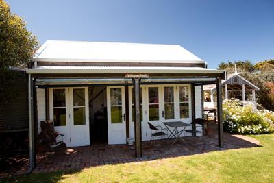 фото отеля Beach Huts Middleton (Australia)