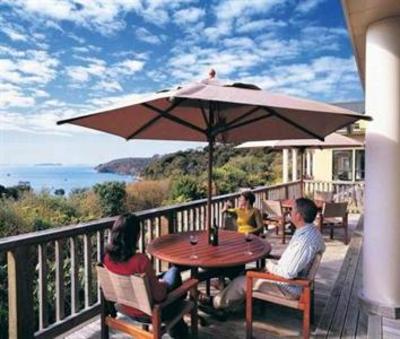 фото отеля Stewart Island Lodge