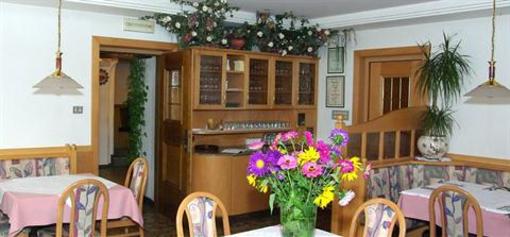 фото отеля Gasthof Lowen Welschnofen