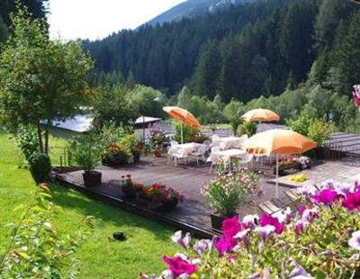 фото отеля Gasthof Lowen Welschnofen