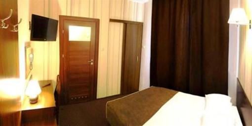 фото отеля Hotel Pirs Warsaw
