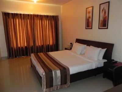 фото отеля Reeva Suites