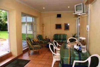 фото отеля Araluen Cottage Benoni
