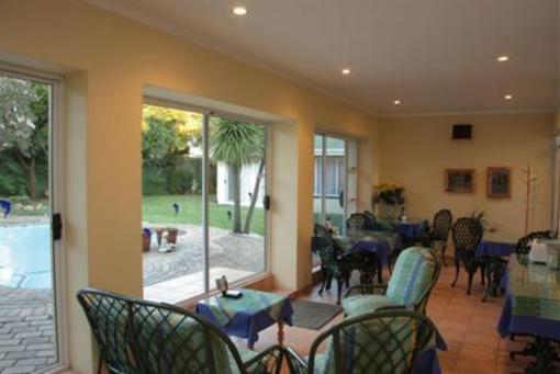 фото отеля Araluen Cottage Benoni
