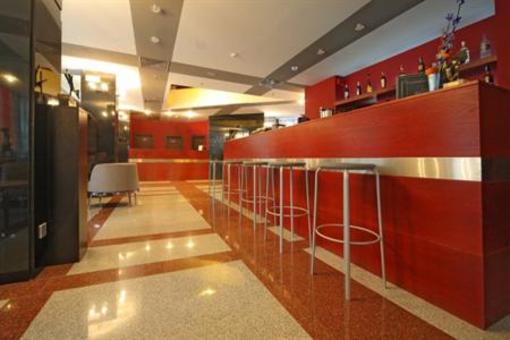 фото отеля City Hotel Pleven