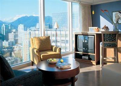 фото отеля Club Intrawest - Vancouver