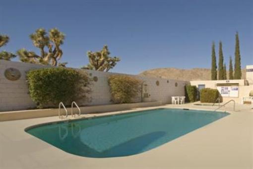 фото отеля Americas Best Value Inn & Suites Oasis of Eden